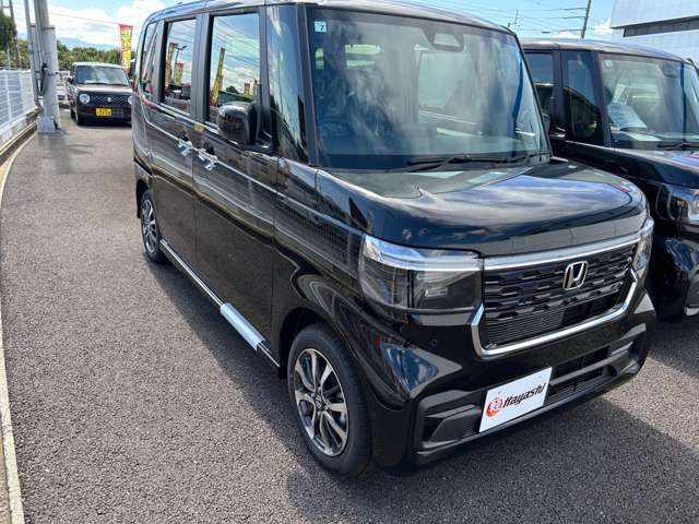 ホンダ Ｎ　ＢＯＸ カスタム ６６０ R8年 () 99