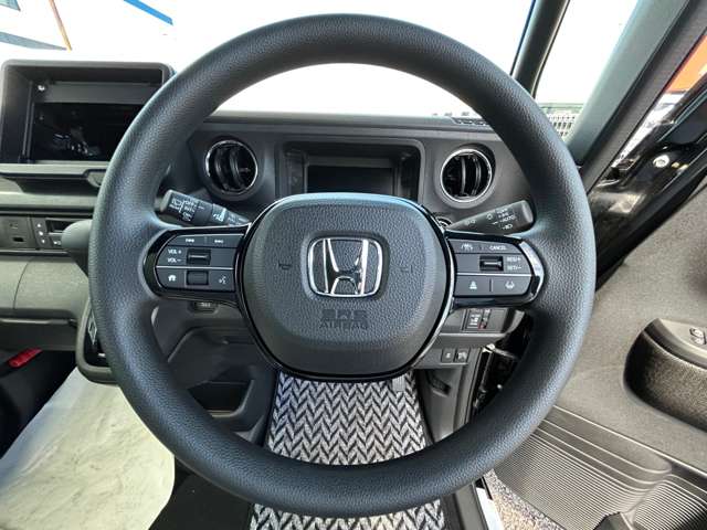 ホンダ Ｎ　ＢＯＸ カスタム ６６０ R8年 () 99