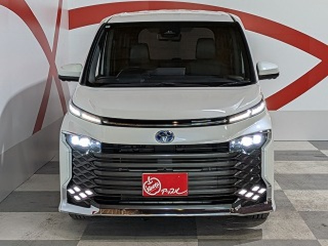 トヨタ ヴォクシー １．８ ハイブリッド Ｓ－Ｚ Ｅ－ＦＯＵＲ ４ＷＤ R4年 (東北) 99