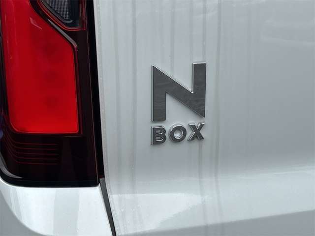 ホンダ Ｎ　ＢＯＸ ６６０ R8年 (東海) 99