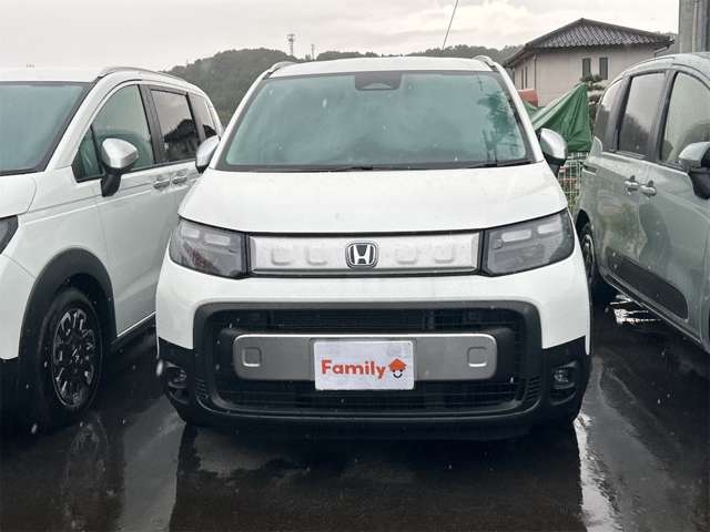 ホンダ フリード　ハイブリッド １．５ Ｅ：ＨＥＶ クロスター R8年 (東海) 99