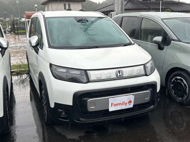 ホンダ フリード　ハイブリッド １．５ Ｅ：ＨＥＶ クロスター R8年 (東海) 99