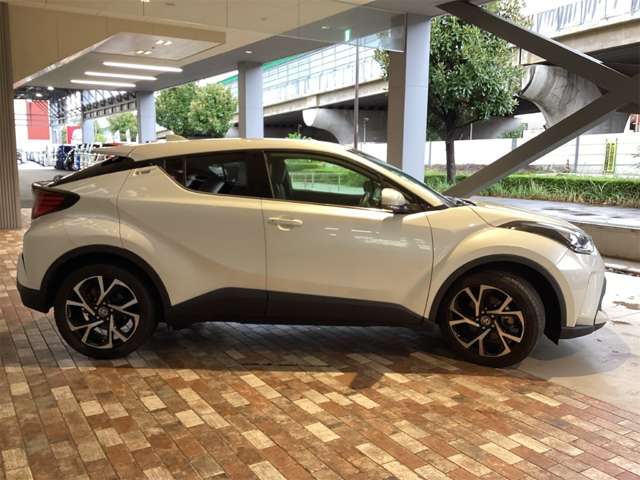 トヨタ Ｃ−ＨＲ １．２ Ｇ－Ｔ R2年 () 99