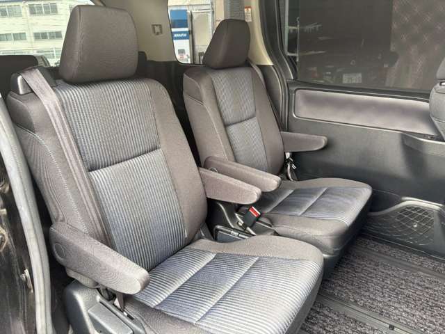 トヨタ ヴォクシー ２．０ ＺＳ 煌ＩＩ H29年 () 99