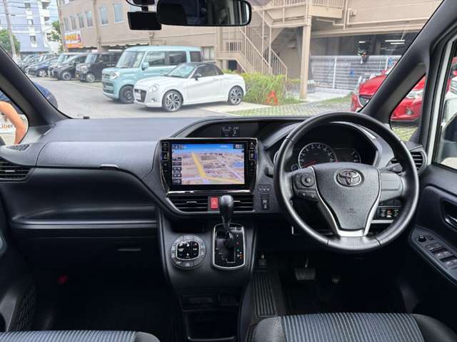 トヨタ ヴォクシー ２．０ ＺＳ 煌 H28年 () 99