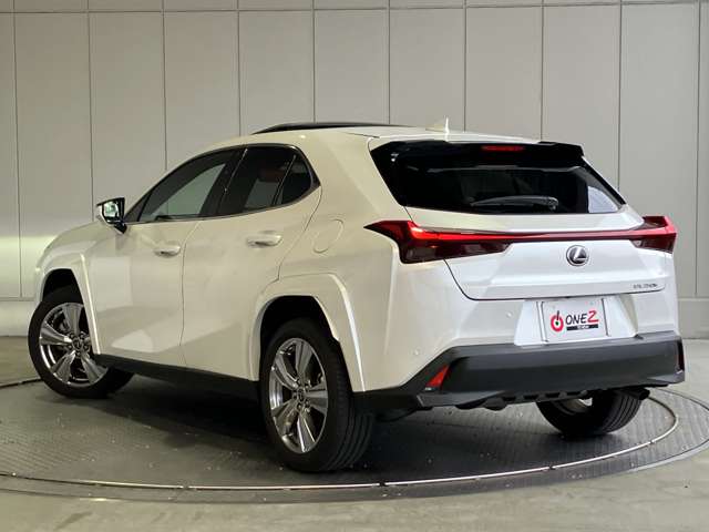 レクサス ＵＸ２５０ｈ グレイスフル　エクスプローラー R5年 (近畿) 99