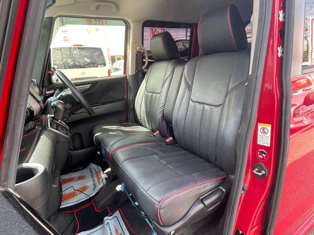 ホンダ Ｎ　ＢＯＸ ６６０ カスタムＧ ＳＳパッケージ H26年 (近畿) 99