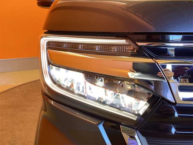 ホンダ Ｎ　ＢＯＸ カスタム ６６０ Ｌ ターボ R4年 (近畿) 99