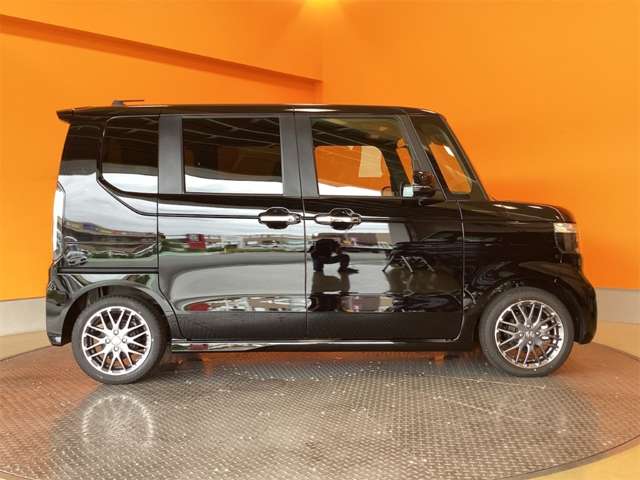 ホンダ Ｎ　ＢＯＸ カスタム ６６０ ターボ R8年 (近畿) 99