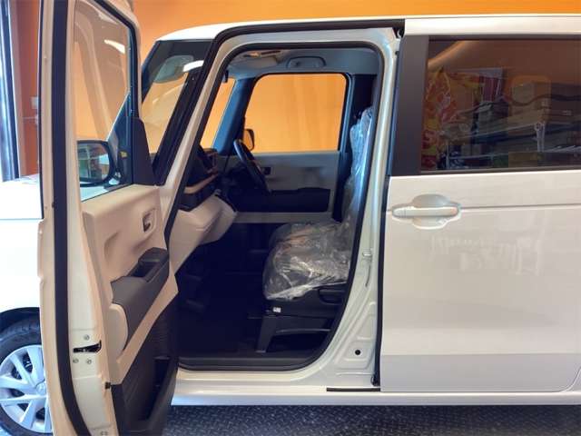 ホンダ Ｎ　ＢＯＸ ６６０ R8年 (近畿) 99