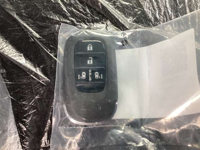 ホンダ Ｎ　ＢＯＸ カスタム ６６０ ターボ ブラック スタイル R8年 (近畿) 99