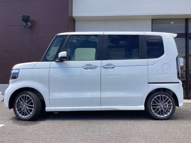 ホンダ Ｎ　ＢＯＸ カスタム ６６０ ターボ R8年 (近畿) 99