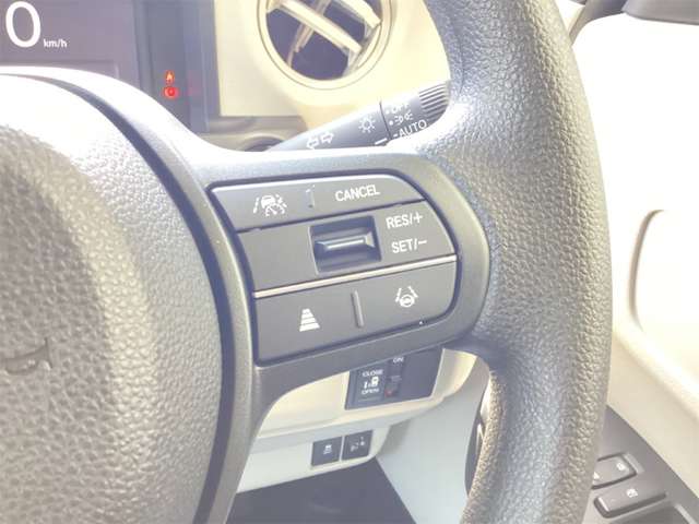 ホンダ Ｎ　ＢＯＸ ６６０ ファッションスタイル ２トーン R8年 (近畿) 99
