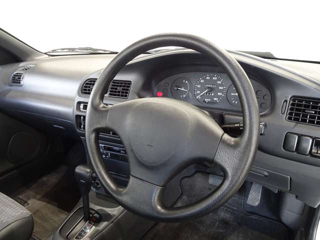 マツダ ファミリア １．５ ＬＳ H7年 (関東) 99