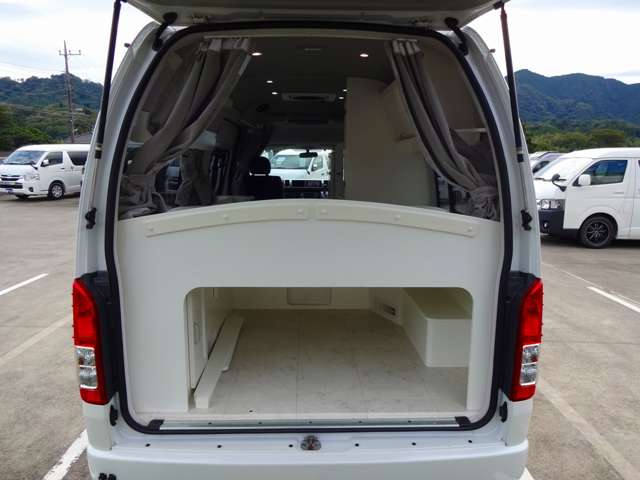 トヨタ ハイエースバン ＲＶビックフット R2年 (関東) 99