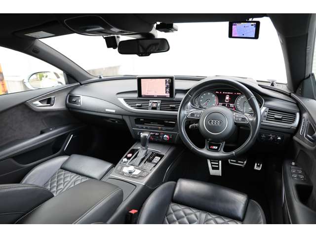 アウディ Ｓ７　スポーツバック ４．０ ４ＷＤ H27年 (東海) 99