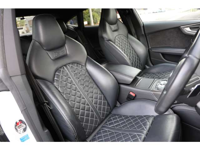アウディ Ｓ７　スポーツバック ４．０ ４ＷＤ H27年 (東海) 99