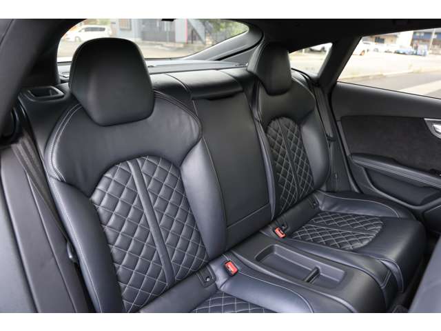 アウディ Ｓ７　スポーツバック ４．０ ４ＷＤ H27年 (東海) 99