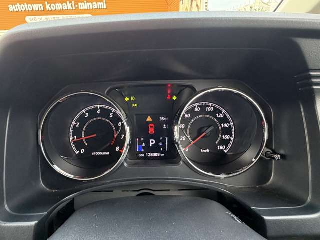三菱 デリカ　Ｄ：５ ２．４ Ｇ パワーパッケージ ４ＷＤ H22年 (東海) 99