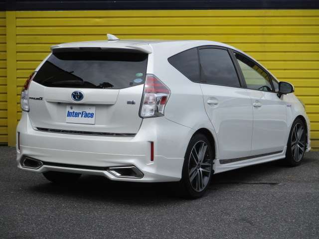 トヨタ プリウスΑ １．８ Ｇ H27年 (関東) 99