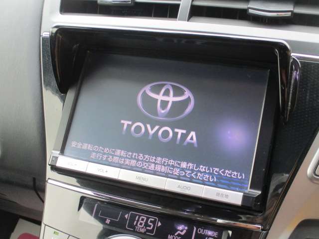 トヨタ プリウスΑ １．８ Ｇ H27年 (関東) 99