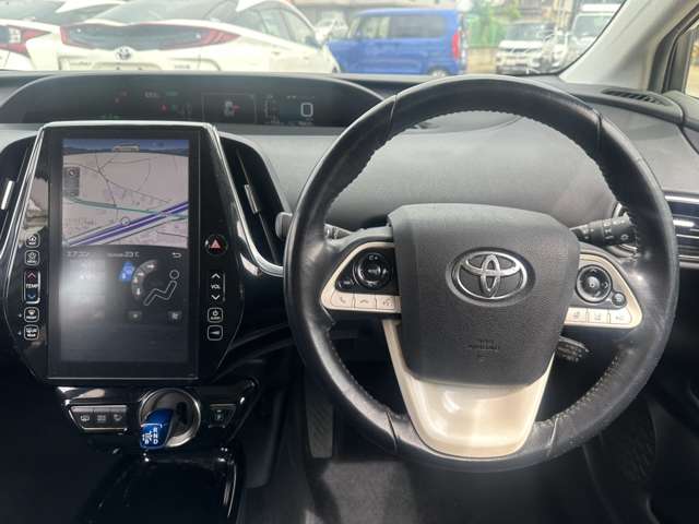 トヨタ プリウスＰＨＶ １．８ Ａ H29年 (関東) 99
