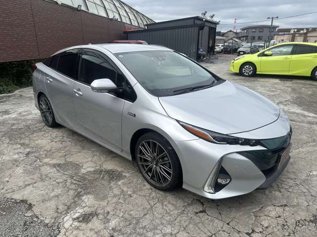 トヨタ プリウスＰＨＶ １．８ Ａ H29年 (関東) 99
