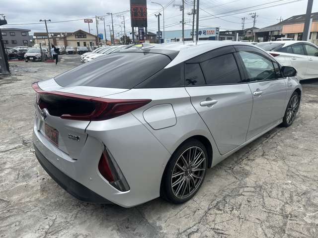 トヨタ プリウスＰＨＶ １．８ Ａ H29年 (関東) 99