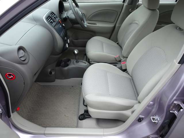 日産 マーチ １．２ Ｘ H27年 (関東) 99