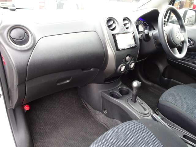 日産 ノート １．２ Ｘ ＤＩＧ－Ｓ H25年 (関東) 99