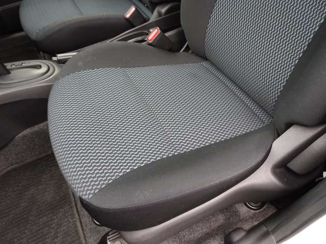 日産 ノート １．２ Ｘ ＤＩＧ－Ｓ H25年 (関東) 99