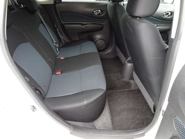 日産 ノート １．２ Ｘ ＤＩＧ－Ｓ H25年 (関東) 99