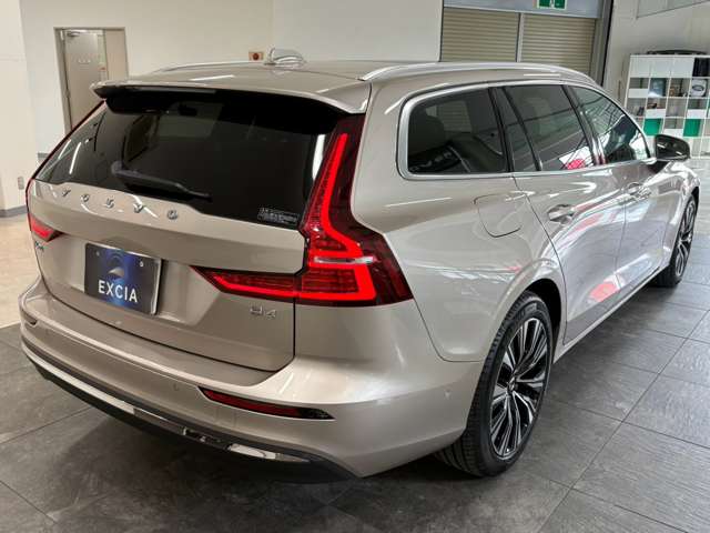 ボルボ Ｖ６０ アルティメット　Ｂ４　ダークエディション R5年 (関東) 99