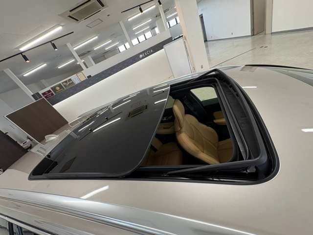 ボルボ Ｖ６０ アルティメット　Ｂ４　ダークエディション R5年 (関東) 99