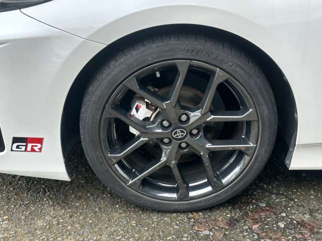 トヨタ プリウスＰＨＶ １．８ Ｓ ナビパッケージ ＧＲ スポーツ R1年 () 99