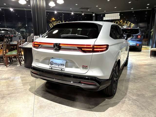 ホンダ ヴェゼル １．５ Ｅ：ＨＥＶ ＲＳ R8年 (関東) 99