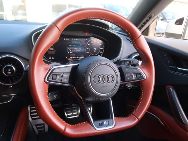 アウディ ＴＴ ２０イヤーズ ４ＷＤ R1年 () 99