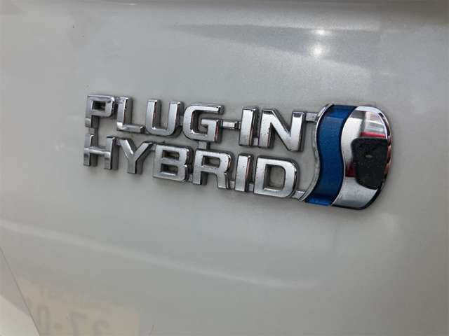 トヨタ プリウスＰＨＶ １．８ Ｓ H29年 () 99