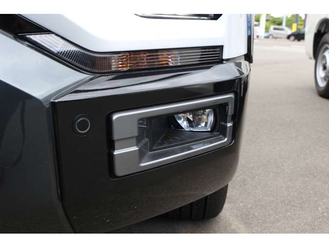 三菱 デリカ　Ｄ：５ ２．２ Ｐ ディーゼルターボ ４ＷＤ R8年 (中国) 99