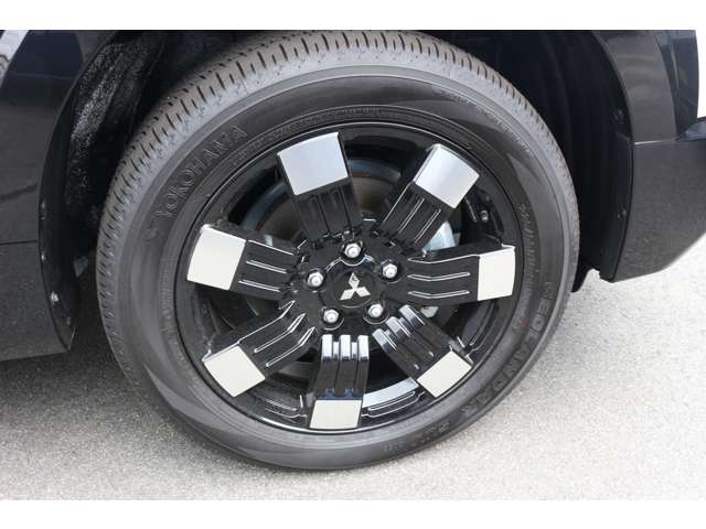三菱 デリカ　Ｄ：５ ２．２ Ｐ ディーゼルターボ ４ＷＤ R8年 (中国) 99