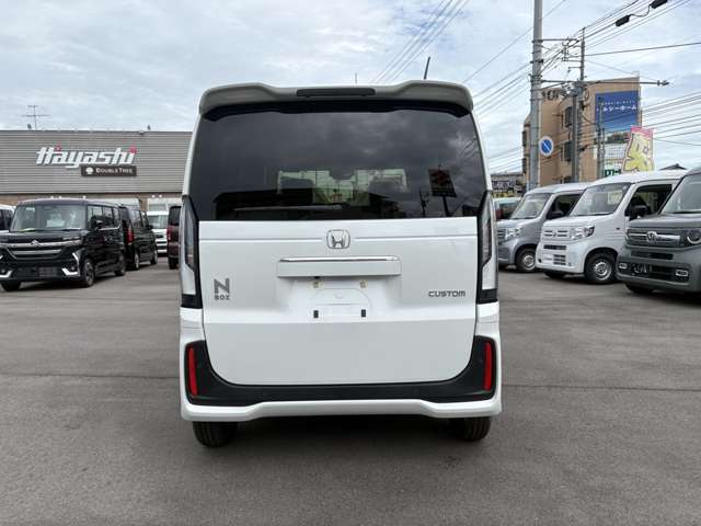 ホンダ Ｎ　ＢＯＸ カスタム ６６０ R8年 () 99
