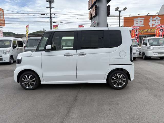 ホンダ Ｎ　ＢＯＸ カスタム ６６０ R8年 () 99