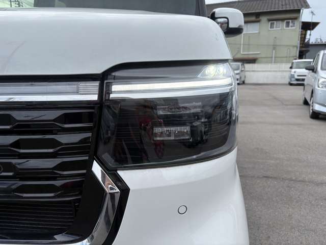ホンダ Ｎ　ＢＯＸ カスタム ６６０ R8年 () 99