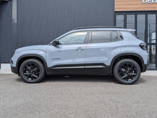ジープ アベンジャー ４ＸＥ ハイブリッド アップランド ４ＷＤ R8年 (四国) 99
