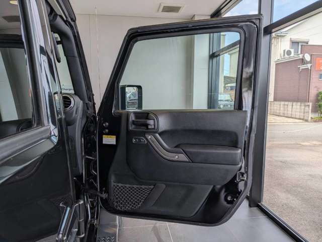 ジープ ラングラー　アンリミテッド アンリミテッド スポーツ ４ＷＤ H30年 (四国) 99