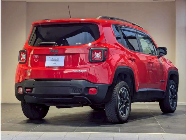 ジープ レネゲード トレイルホーク ４ＷＤ H28年 (四国) 99