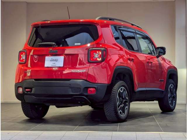 ジープ レネゲード トレイルホーク ４ＷＤ H28年 (四国) 99