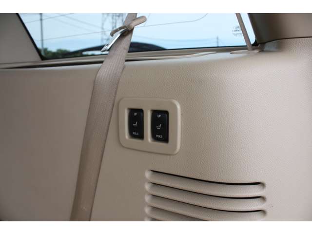 リンカーン ナビゲーター リミテッド エディション ４ＷＤ H23年 (関東) 99