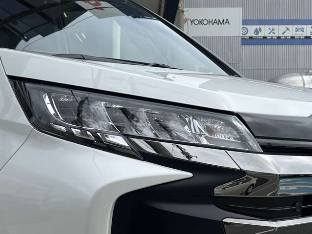トヨタ ノア １．８ ハイブリッド Ｓ－Ｚ R6年 (関東) 99