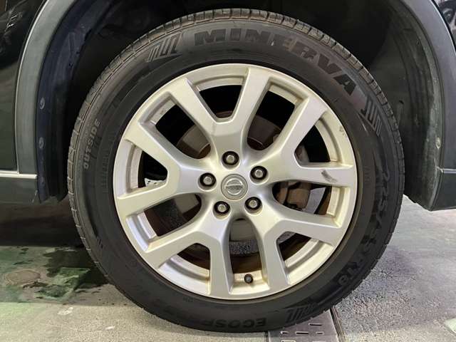 日産 エクストレイル ２．０ ２０Ｘ ４ＷＤ H22年 () 99